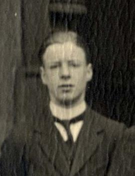 Macfarlane, Harold Embleton, 1898-1917
