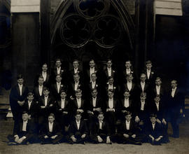 [1935] College House Photograph for Bath Service