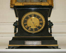 Black marble mantel clock